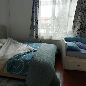 Belle Dans Un Quartier Calme Frühstückspension Anderlecht