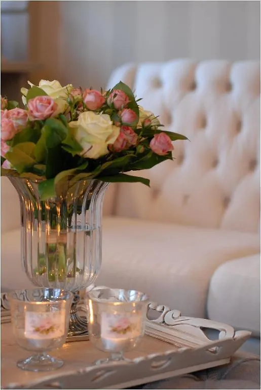 Bed & Breakfast Het Zilte Zand - Luxe Ontbijt - Gratis Parking - Westende Middelkerke 4*,